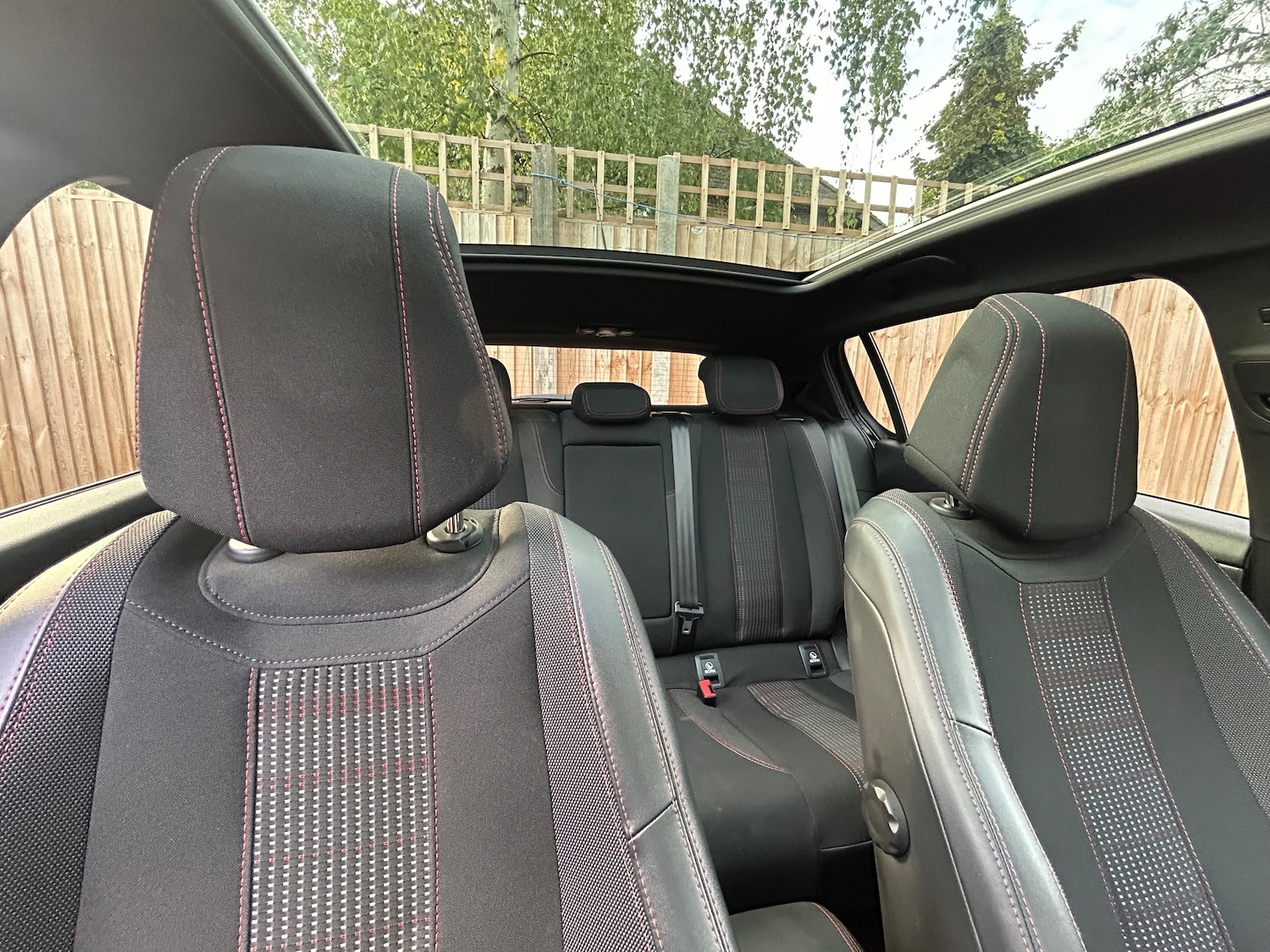 Used Peugeot 308 2018 for sale - 76711977: Photo 40