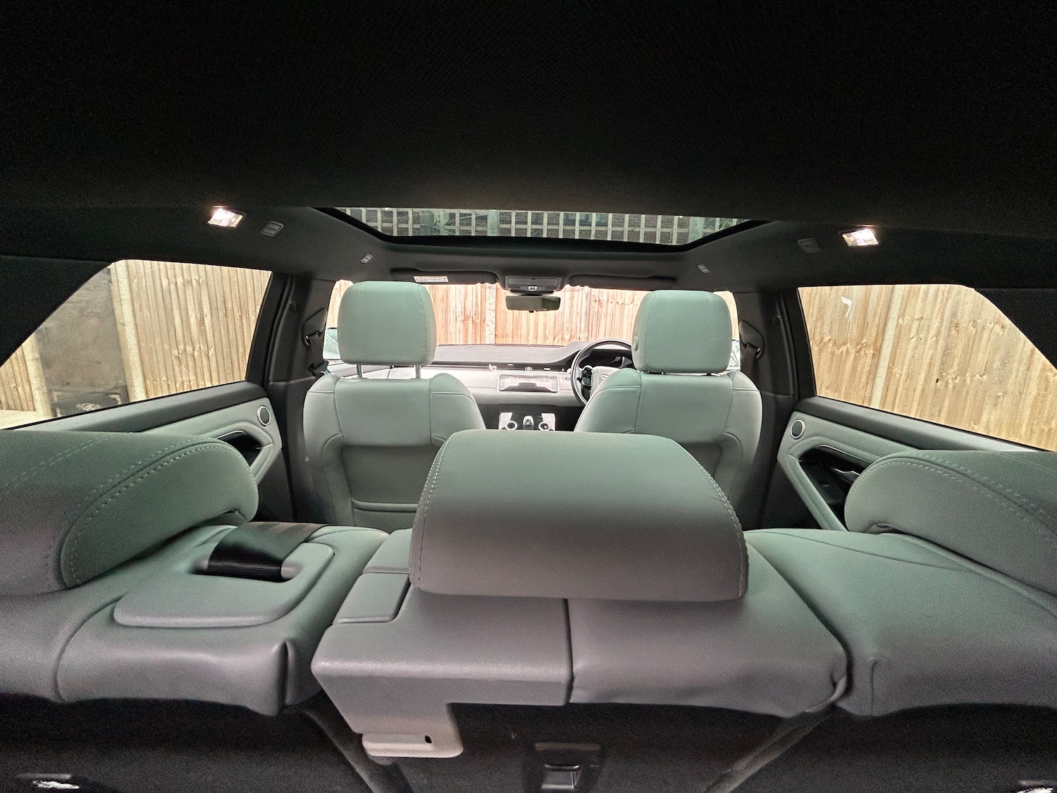 Used Land Rover Range Rover Evoque 2019 for sale - 77394213: Photo 9