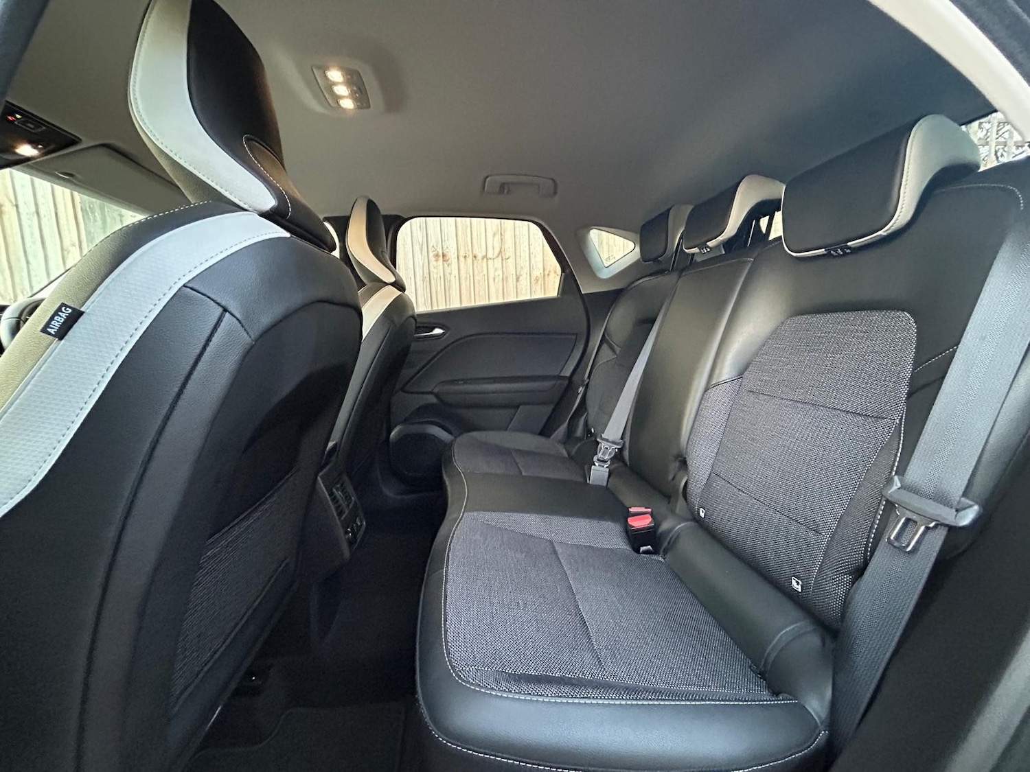 Used Renault Captur 2020 for sale - 76577449: Photo 25