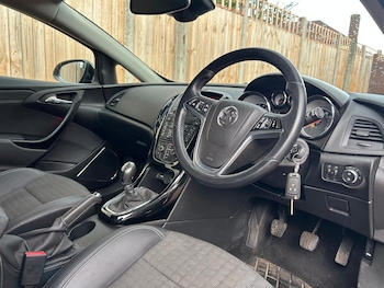 Used Vauxhall Astra 2016 for sale - 76438897: Photo