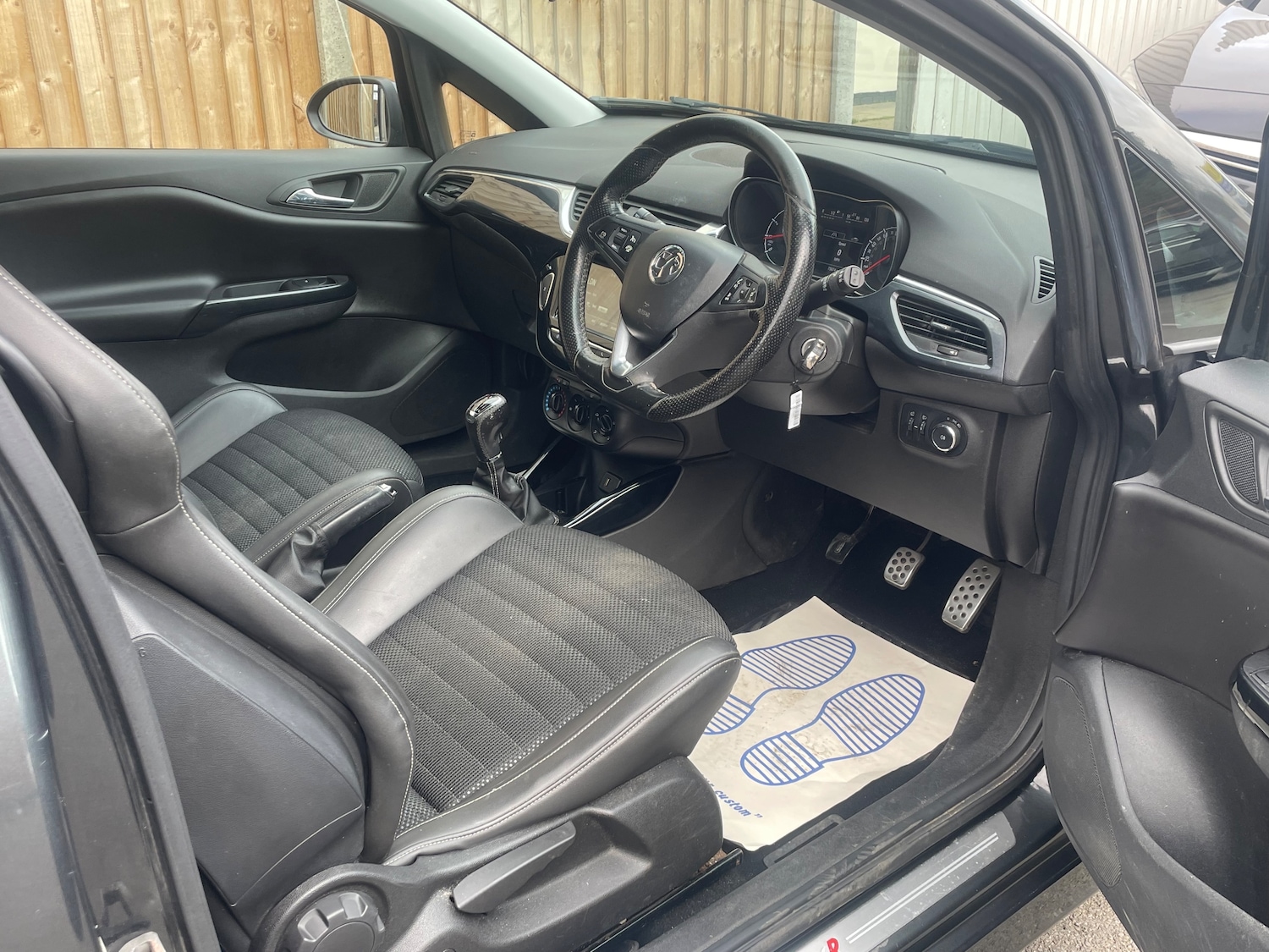 Used Vauxhall Corsa 2017 for sale - 77904331: Photo 4