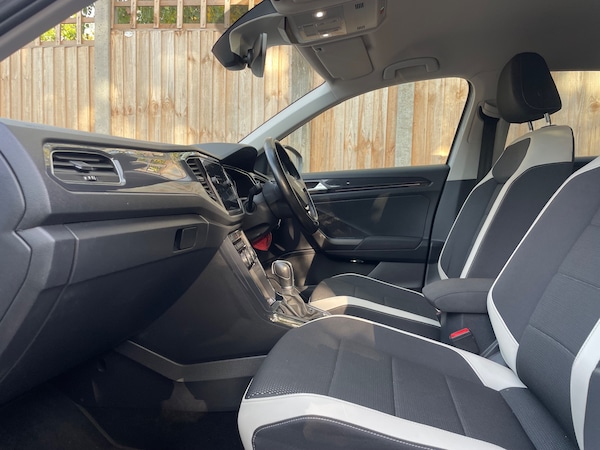 Used Volkswagen T-Roc 2018 for sale - 76193844: Photo 16