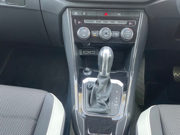 Used Volkswagen T-Roc 2018 for sale - 76193844: Photo 25