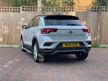 Used Volkswagen T-Roc 2018 for sale - 76193844: Photo 2