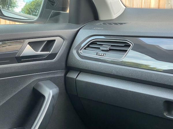 Used Volkswagen T-Roc 2018 for sale - 76193844: Photo 30