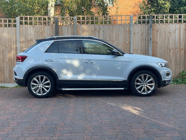 Used Volkswagen T-Roc 2018 for sale - 76193844: Photo 3