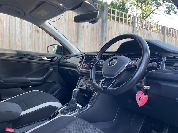 Used Volkswagen T-Roc 2018 for sale - 76193844: Photo 4