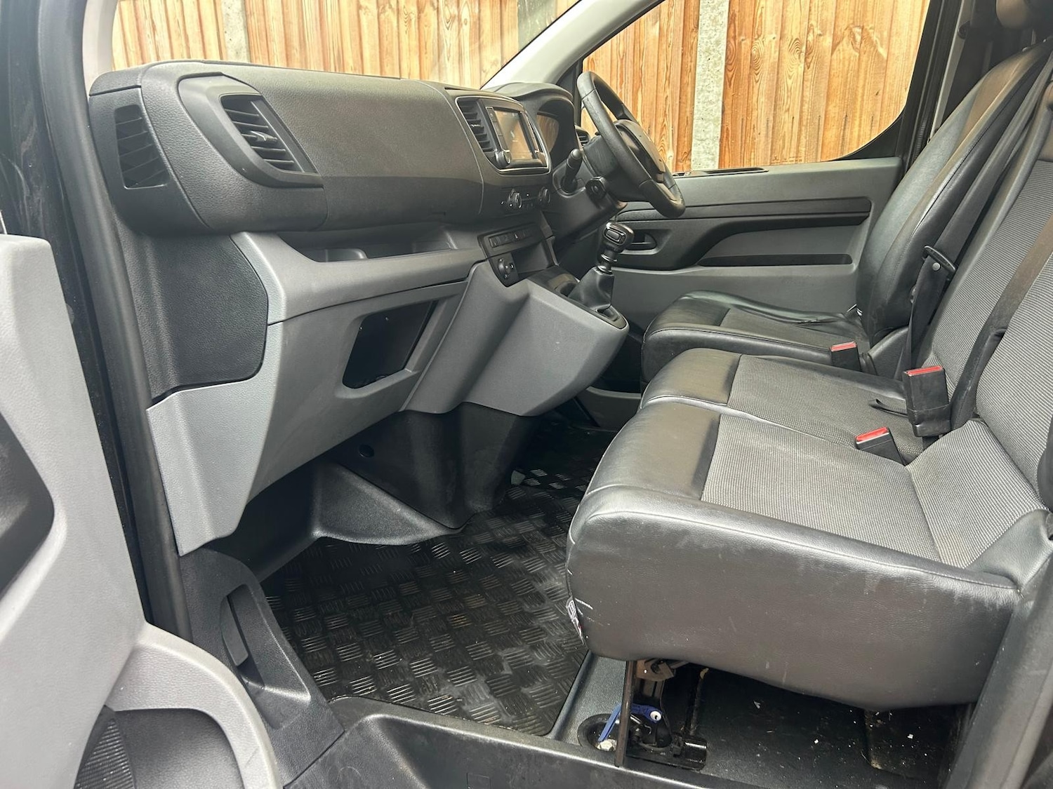 Used Peugeot Expert 2016 for sale - 76590689: Photo 20