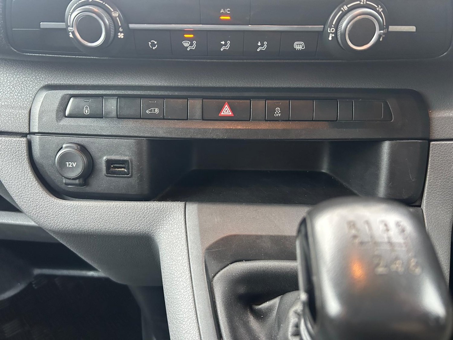 Used Peugeot Expert 2016 for sale - 76590689: Photo 29