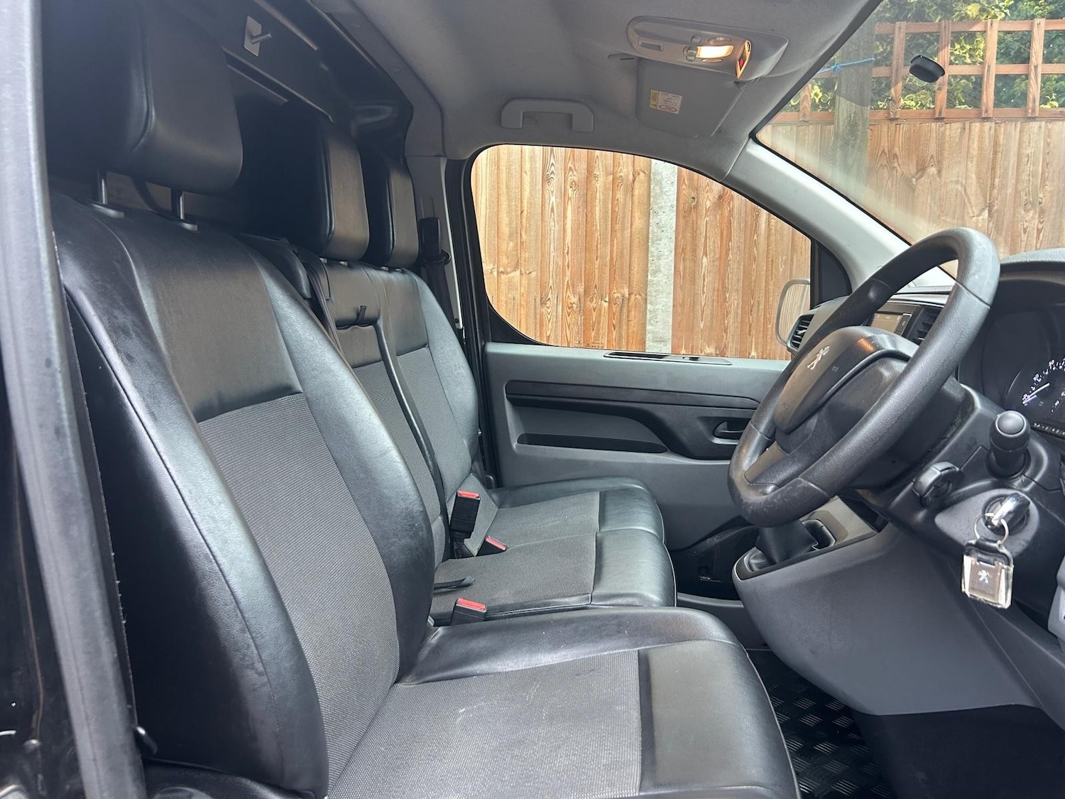 Used Peugeot Expert 2016 for sale - 76590689: Photo 6