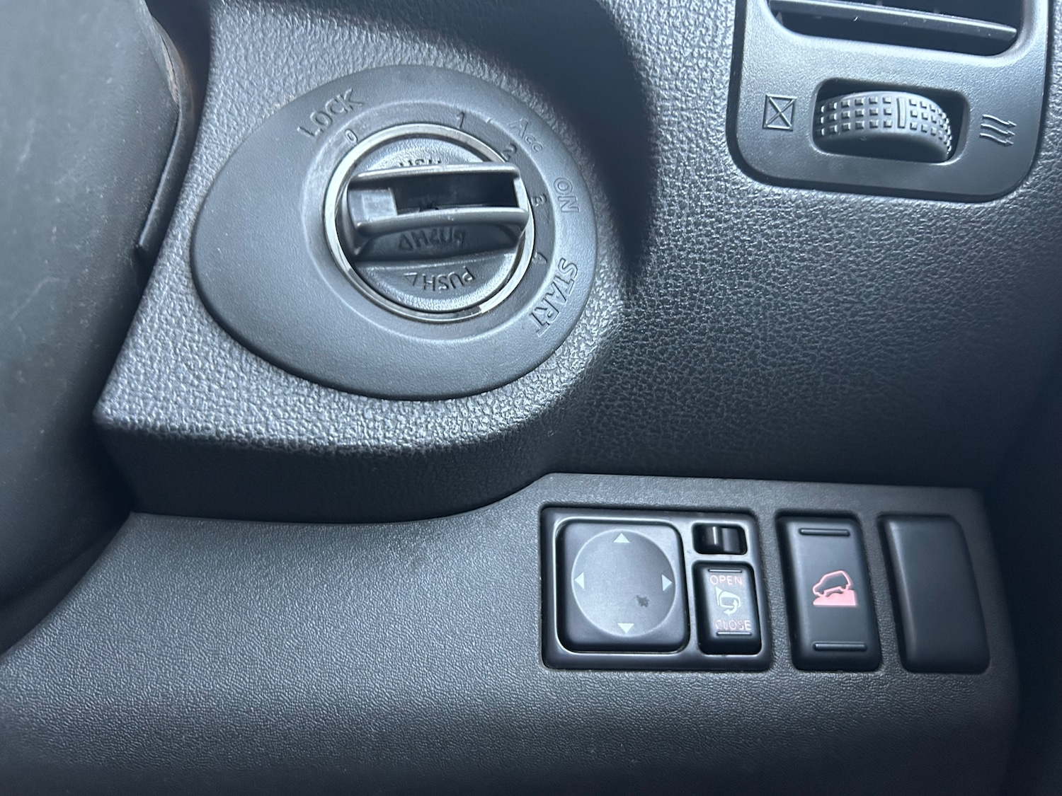 Used Nissan Pathfinder 2011 for sale - 77281171: Photo 17