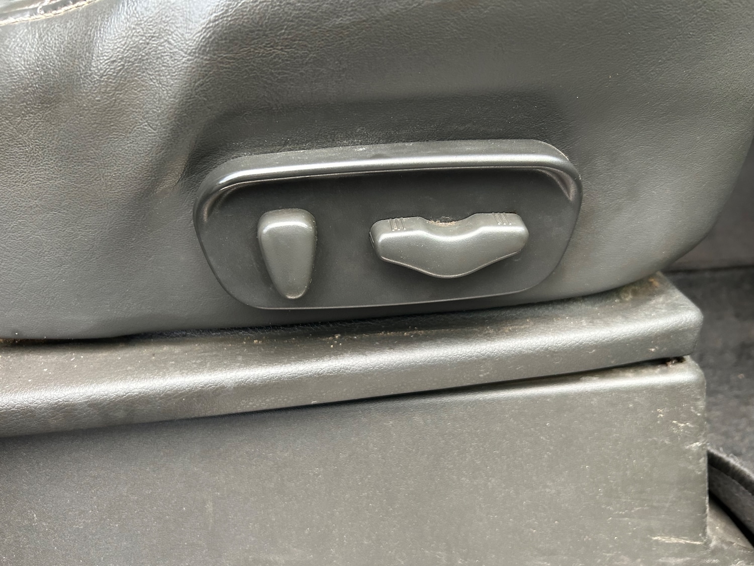 Used Nissan Pathfinder 2011 for sale - 77281171: Photo 21