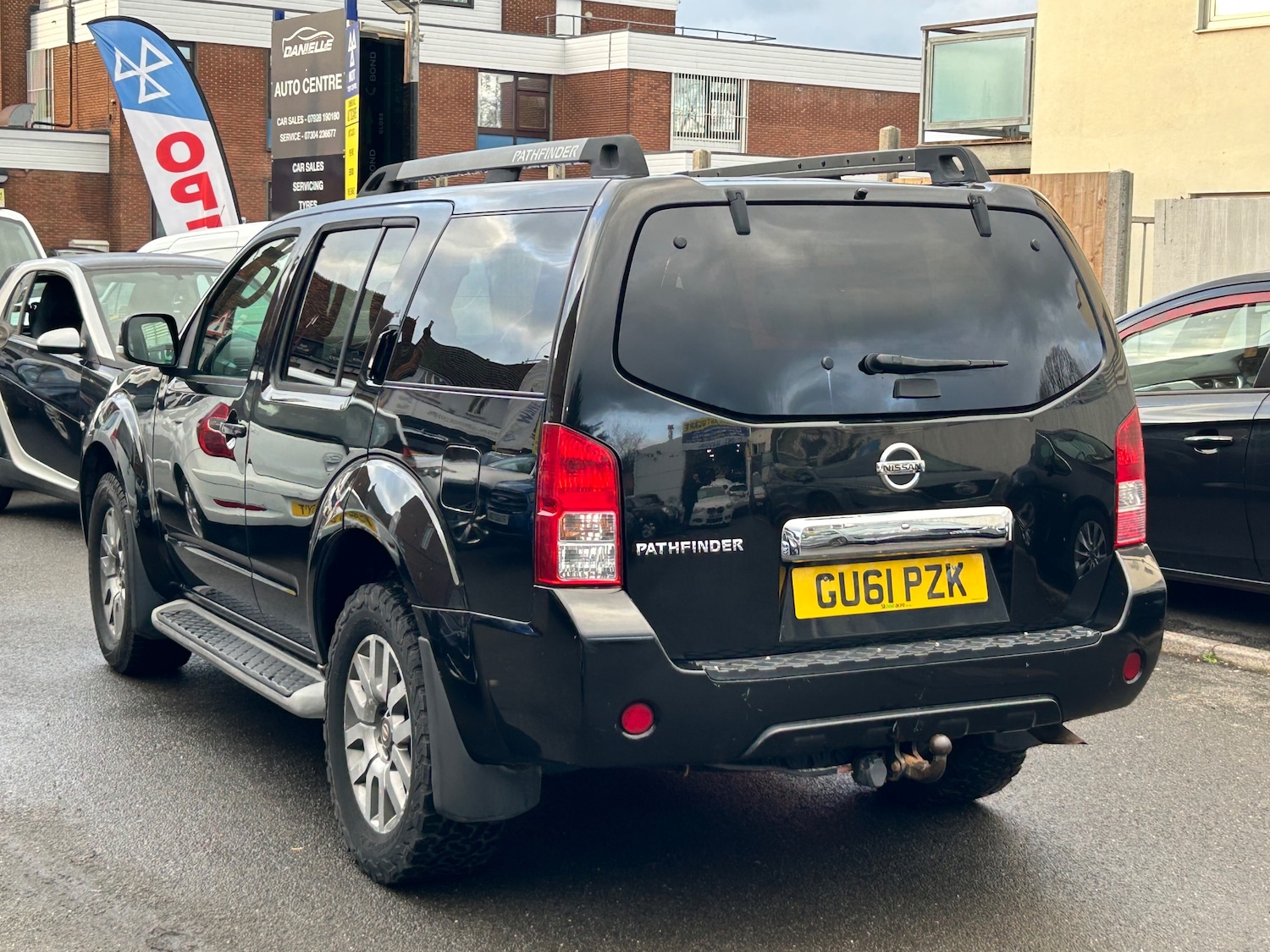 Used Nissan Pathfinder 2011 for sale - 77733436: Photo 2