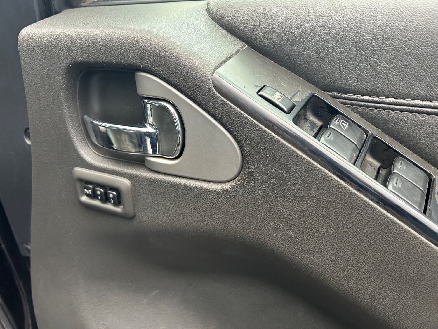 Used Nissan Pathfinder 2011 for sale - 77733436: Photo 22