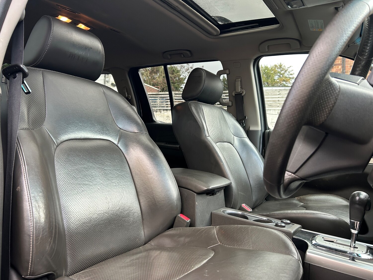 Used Nissan Pathfinder 2011 for sale - 77733436: Photo 6