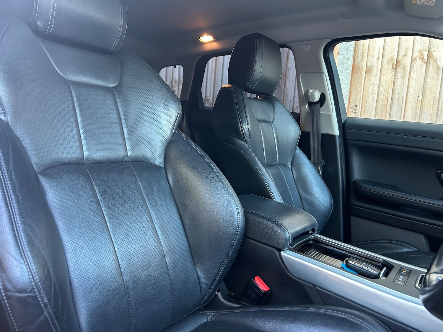 Used Land Rover Range Rover Evoque 2016 for sale - 76022144: Photo 10
