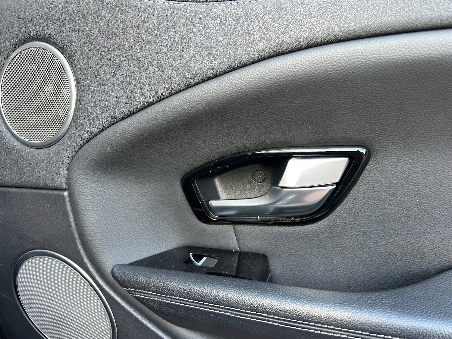 Used Land Rover Range Rover Evoque 2016 for sale - 76022144: Photo 58