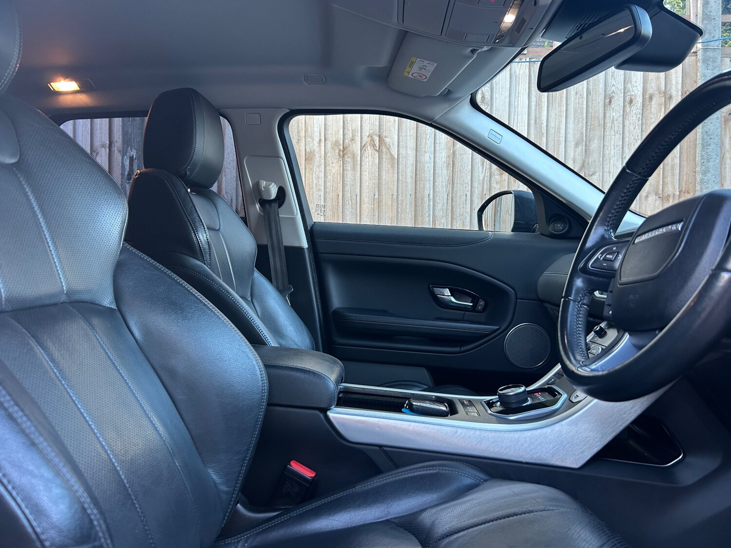 Used Land Rover Range Rover Evoque 2016 for sale - 76022144: Photo 9