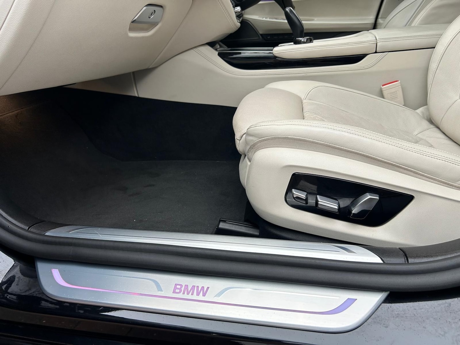 Used BMW 7 Series 2021 for sale - 76379107: Photo 35