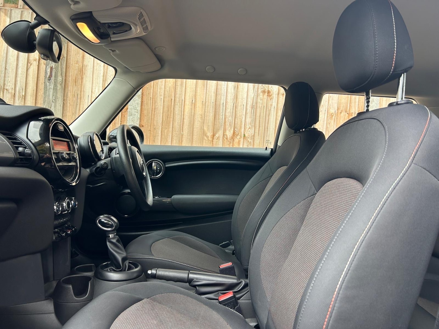 Used MINI Hatch 2017 for sale - 76487301: Photo 28