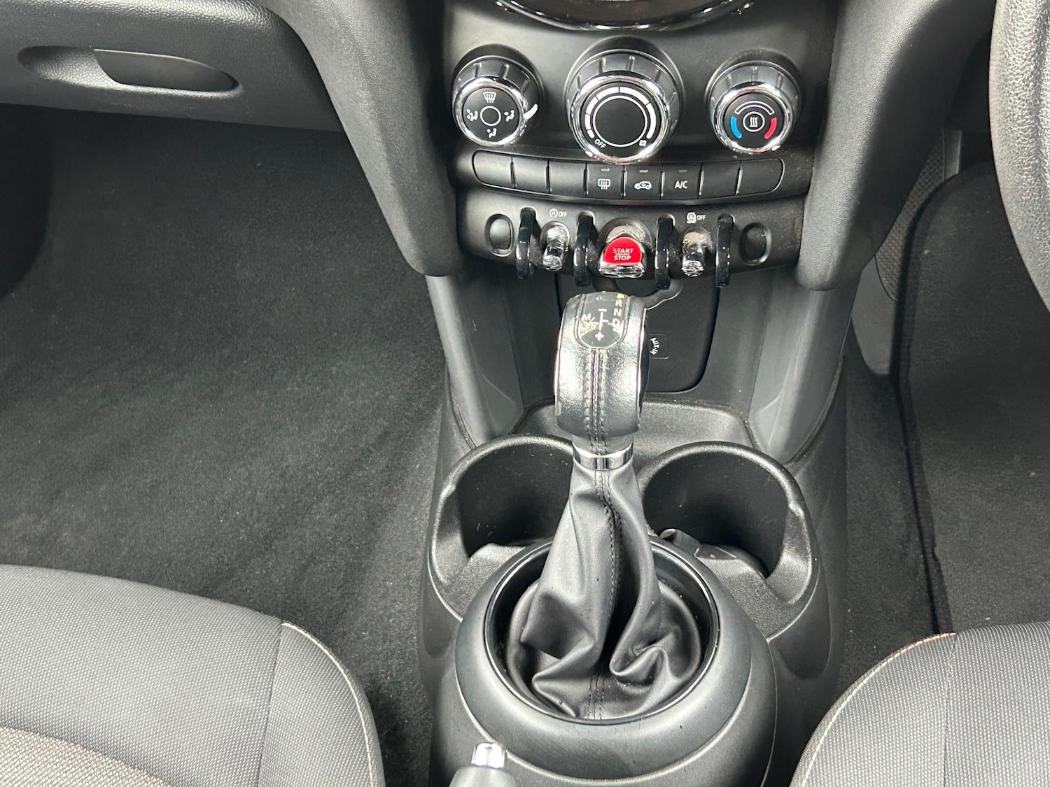 Used MINI Hatch 2017 for sale - 76487301: Photo 41