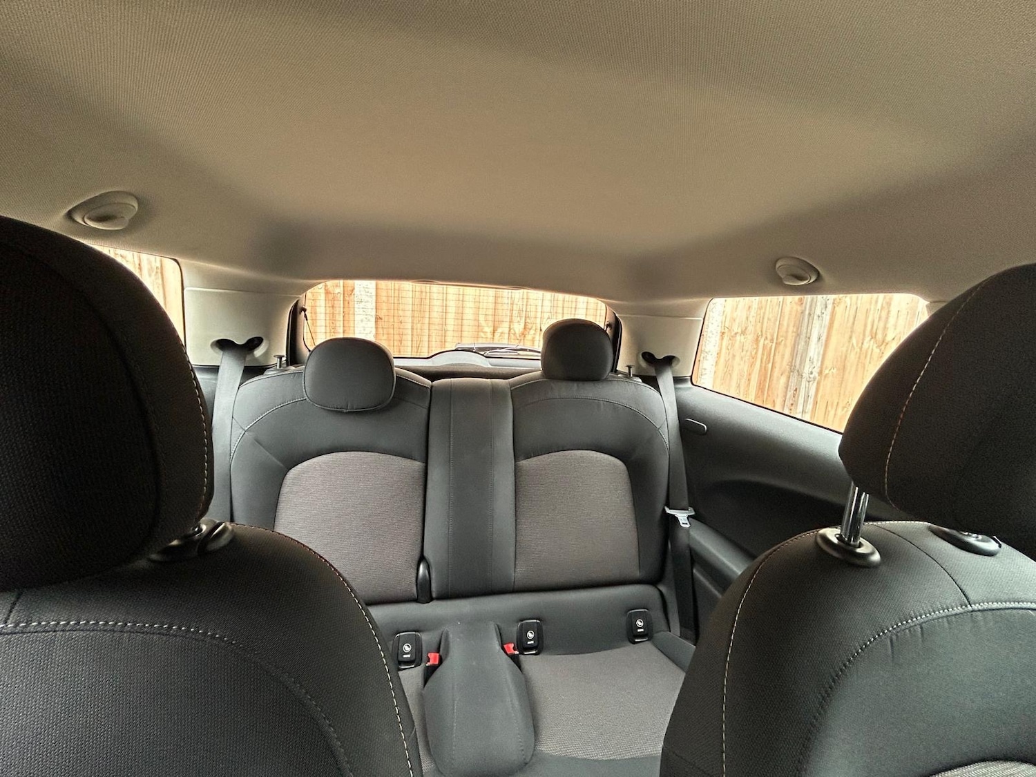 Used MINI Hatch 2017 for sale - 76487301: Photo 9