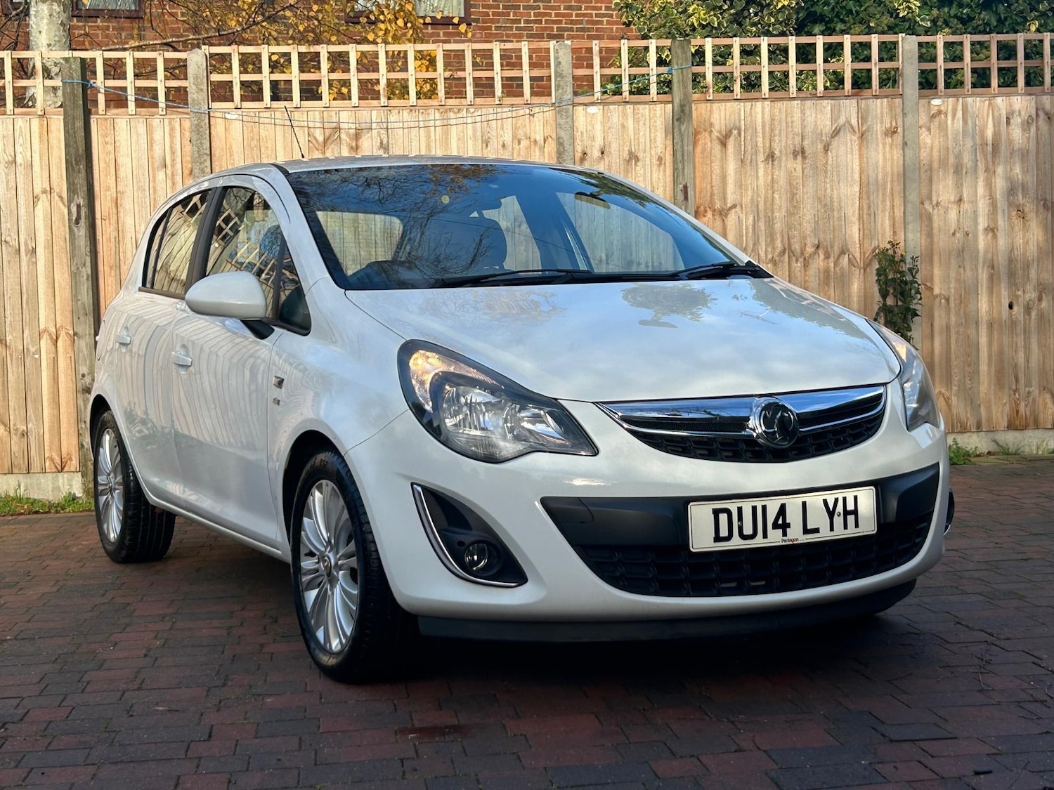 Used Vauxhall Corsa 2014 for sale - 76859362: Photo 1