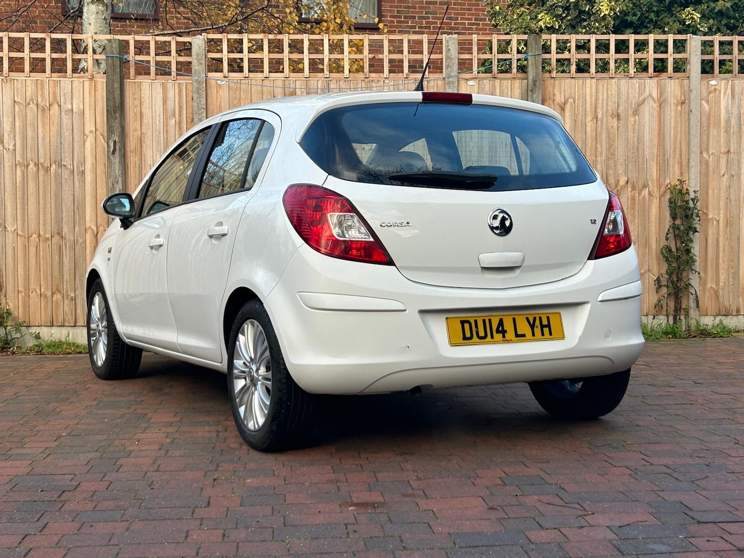 Used Vauxhall Corsa 2014 for sale - 76859362: Photo 2