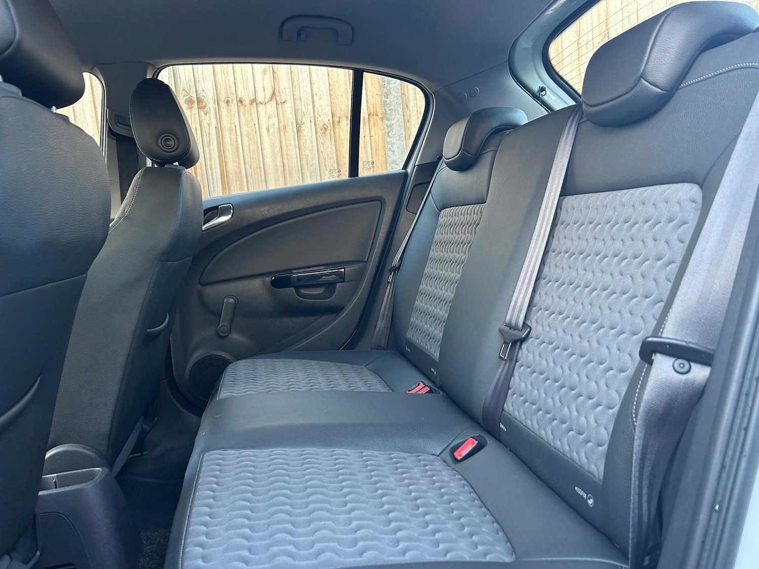 Used Vauxhall Corsa 2014 for sale - 76859362: Photo 23