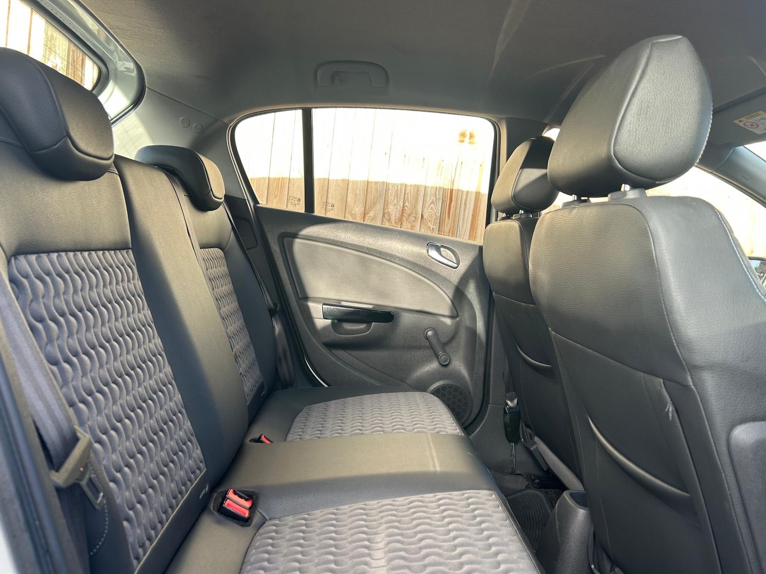 Used Vauxhall Corsa 2014 for sale - 76859362: Photo 42