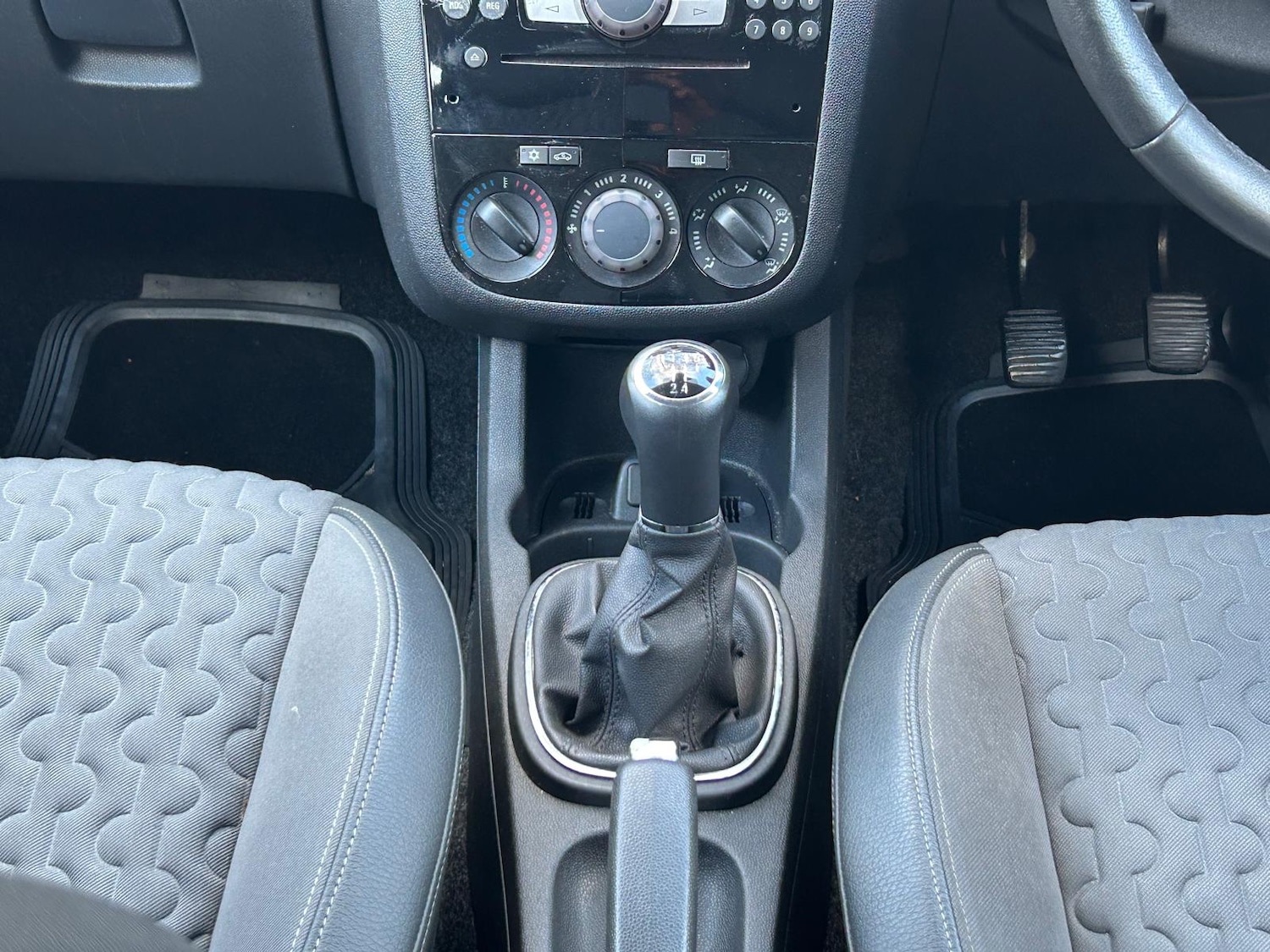 Used Vauxhall Corsa 2014 for sale - 76859362: Photo 9