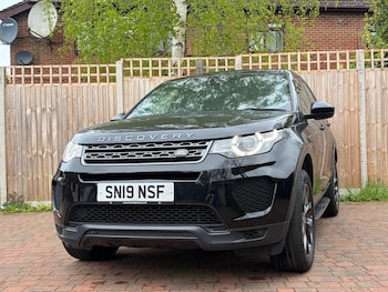 Used Land Rover Discovery Sport 2019 for sale - 78282191: Photo