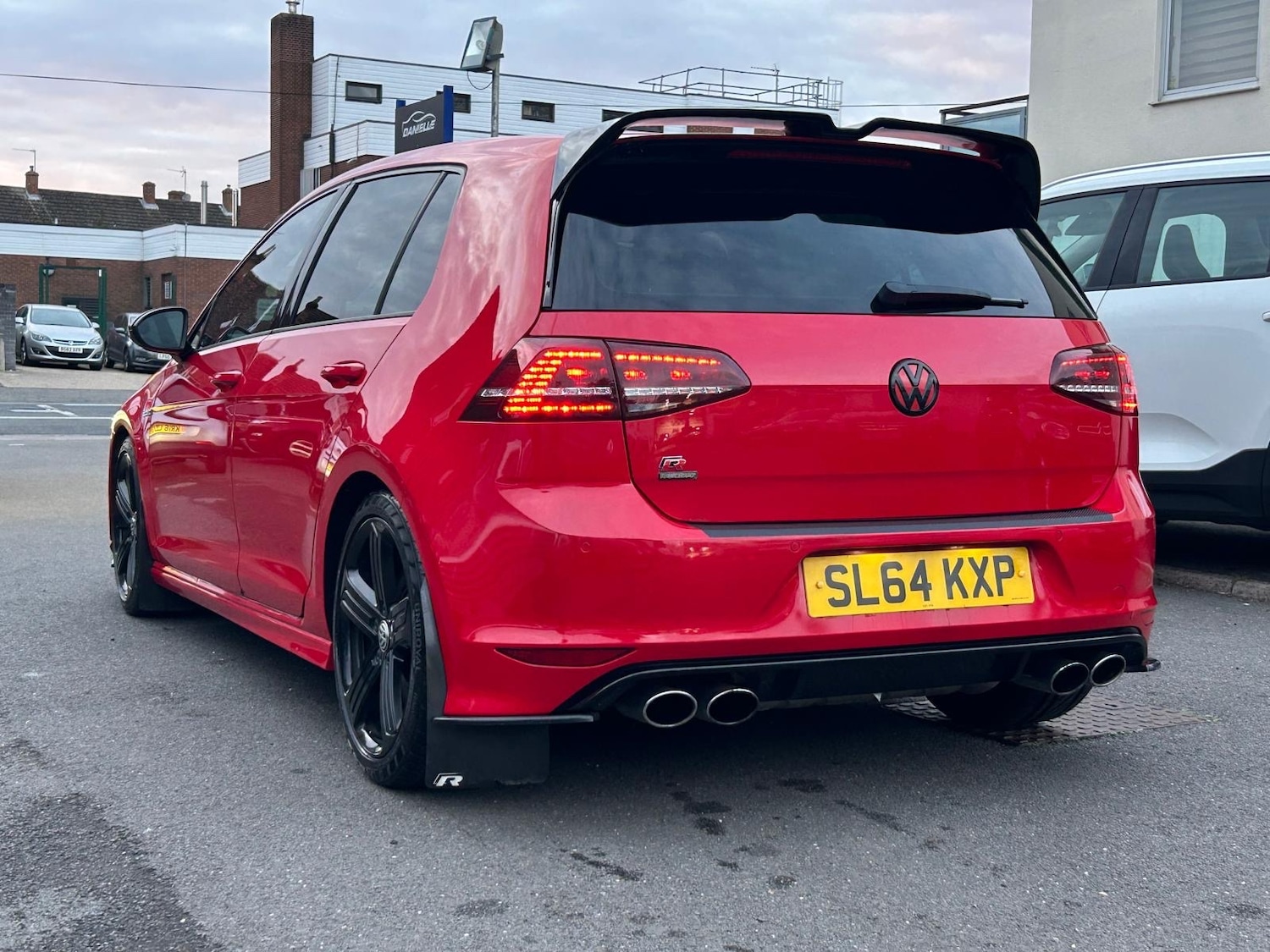 Used Volkswagen Golf 2014 for sale - 76374614: Photo 2