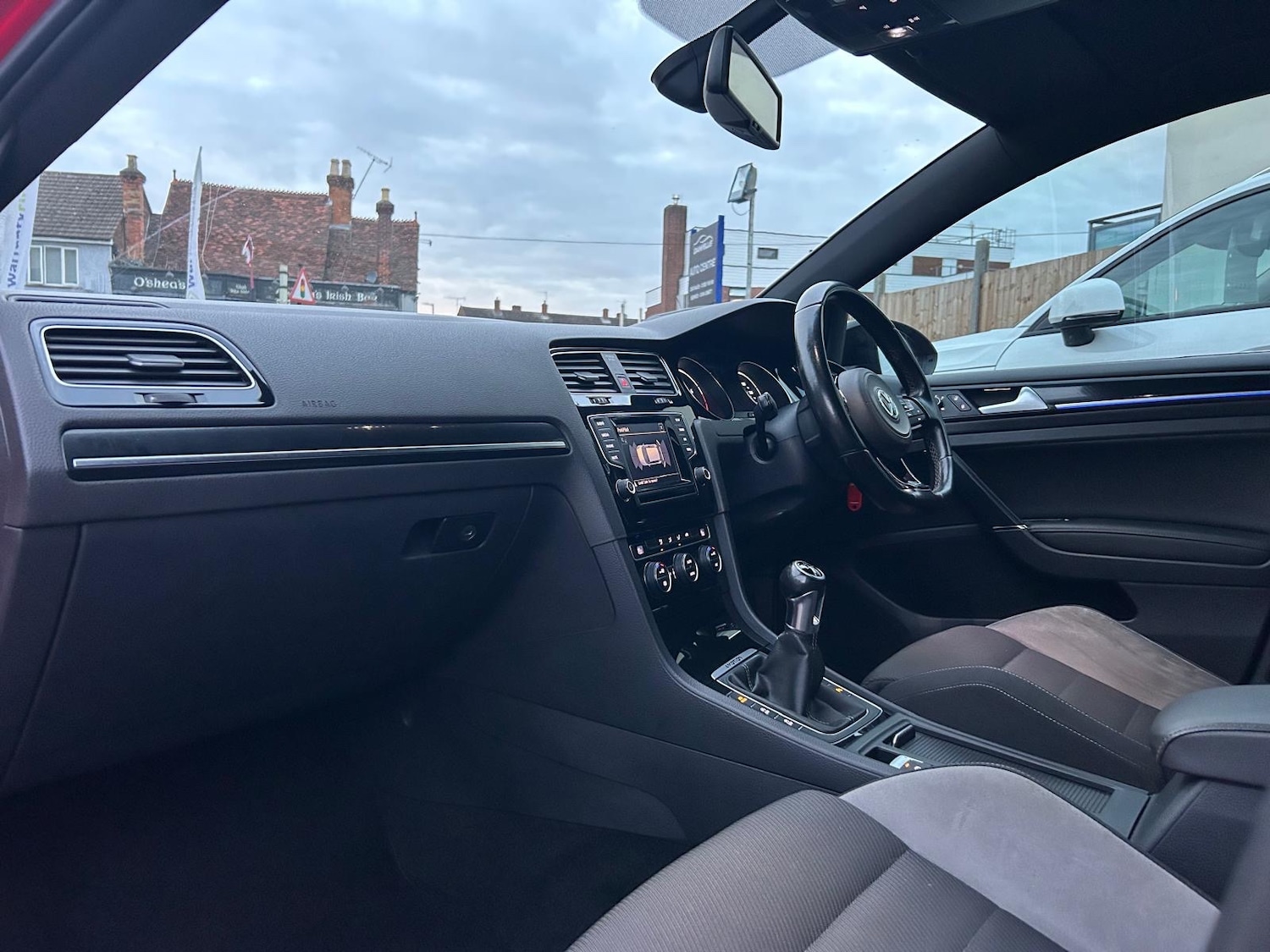 Used Volkswagen Golf 2014 for sale - 76374614: Photo 4