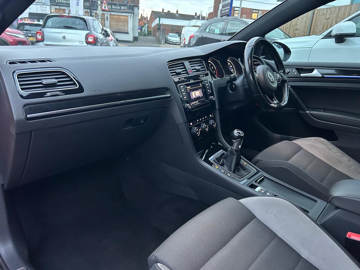 Used Volkswagen Golf 2014 for sale - 76374614: Photo 8