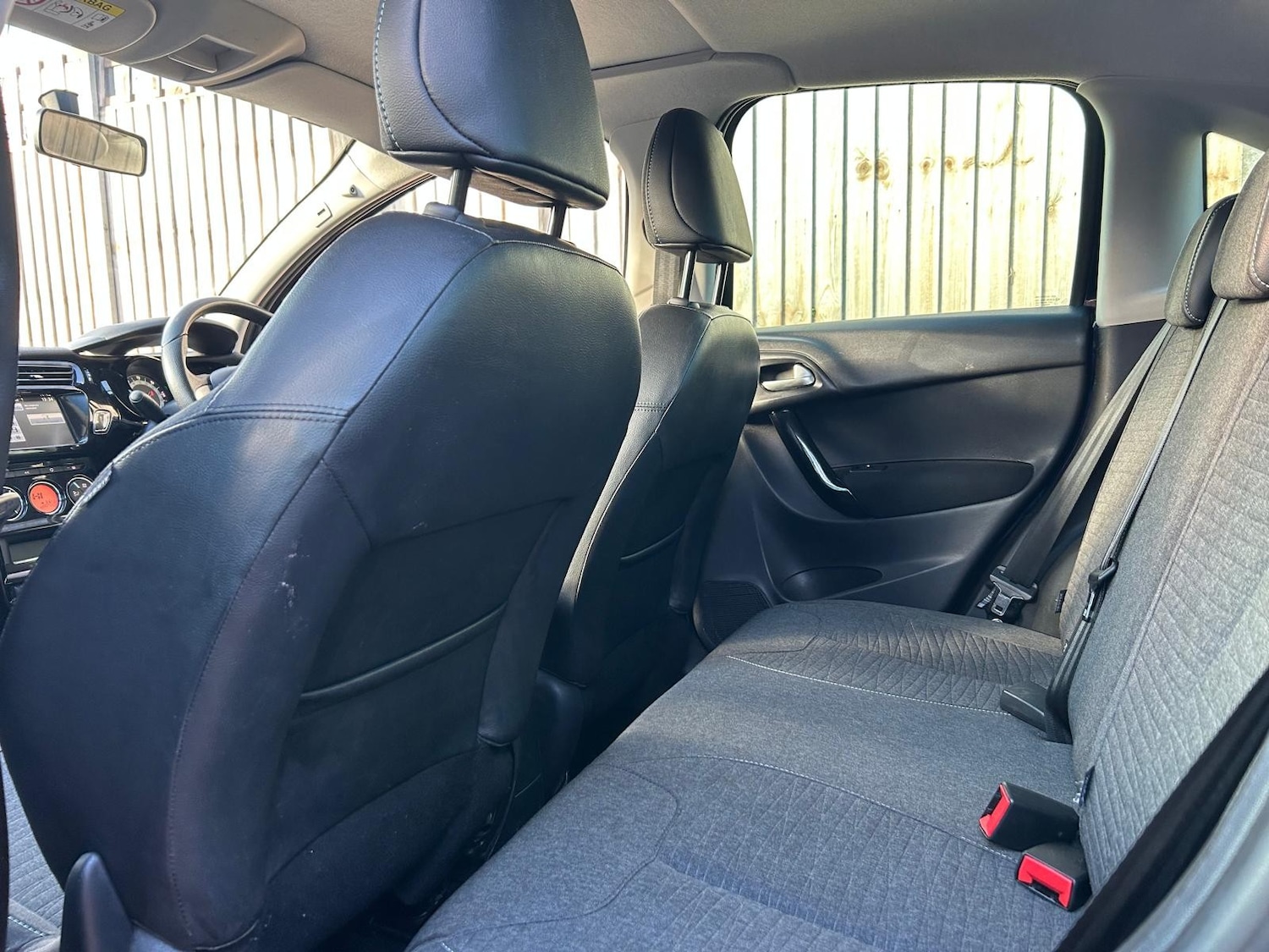 Used Citroen C3 2016 for sale - 76909298: Photo 29