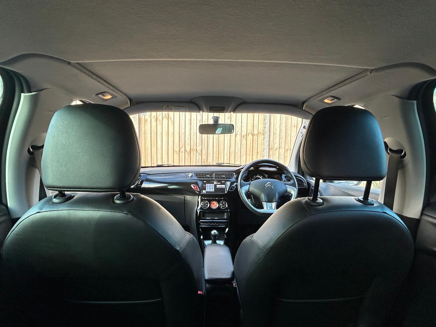 Used Citroen C3 2016 for sale - 76909298: Photo 34