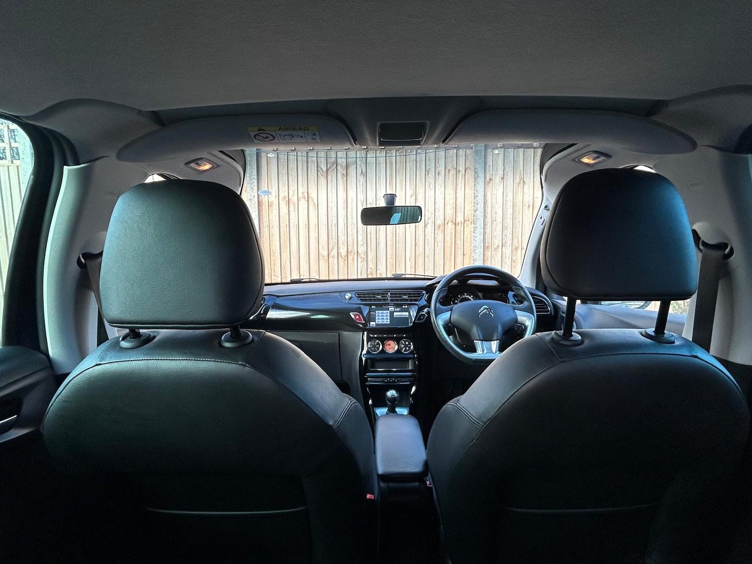 Used Citroen C3 2016 for sale - 76909298: Photo 35