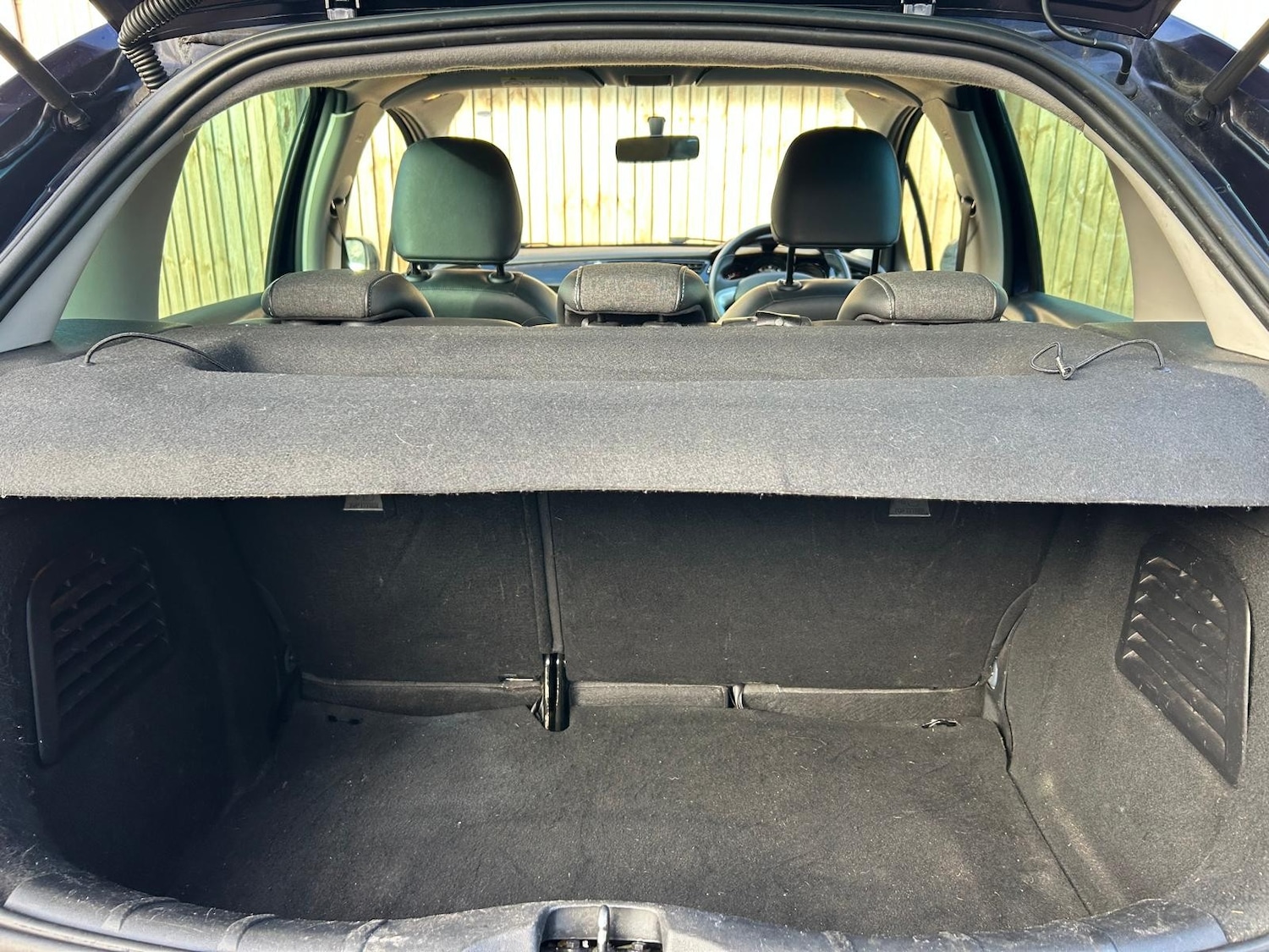 Used Citroen C3 2016 for sale - 76909298: Photo 36