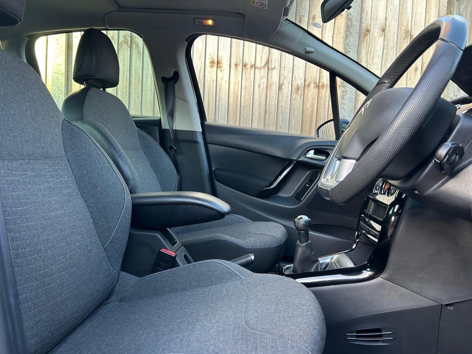 Used Citroen C3 2016 for sale - 76909298: Photo 5