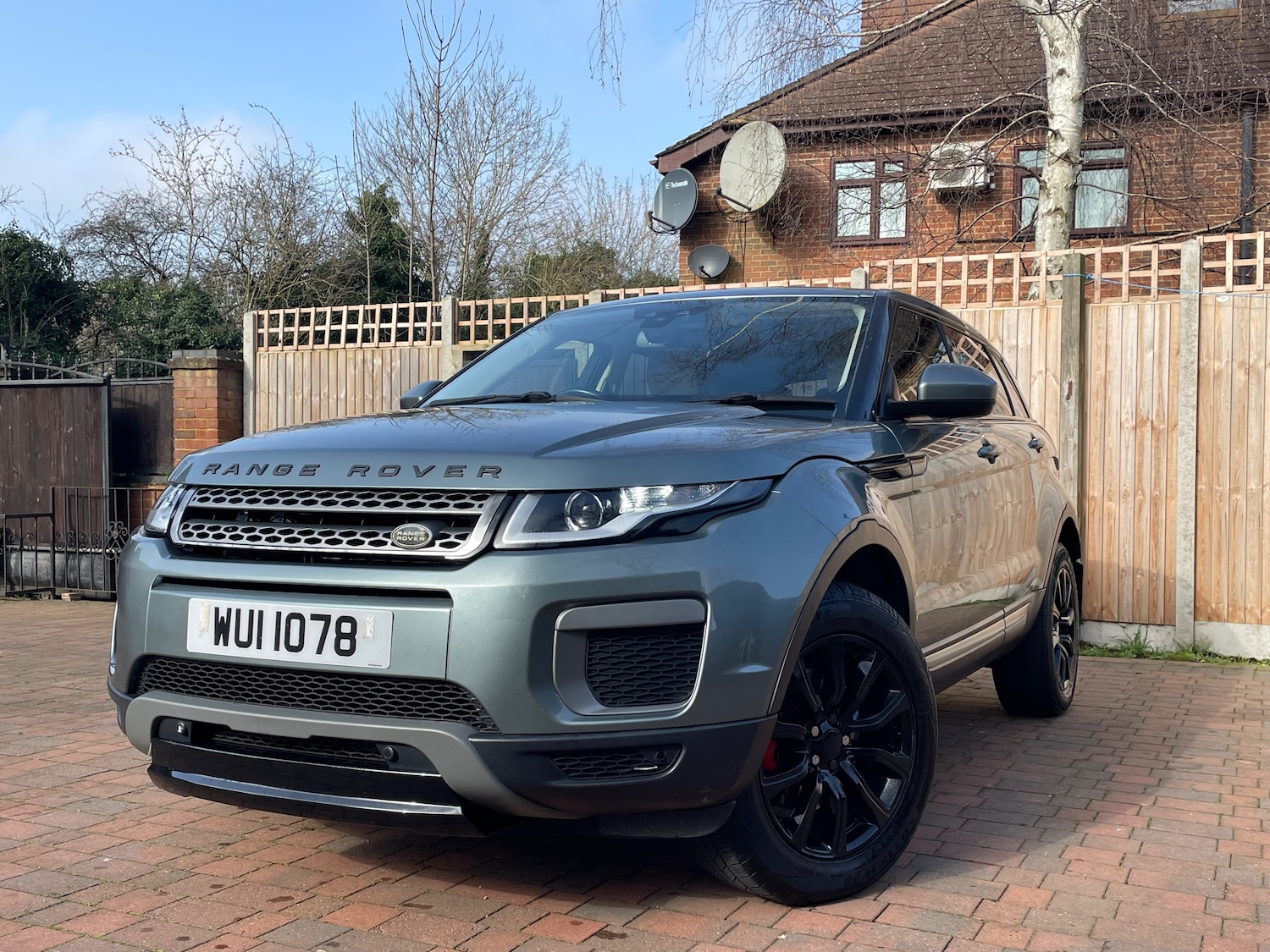 Used Land Rover Range Rover Evoque 2016 for sale - 77666010: Photo 3