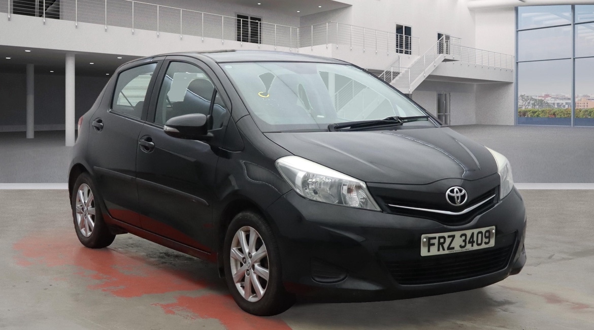 Used Toyota Yaris 2013 for sale - 76859360: Photo 1