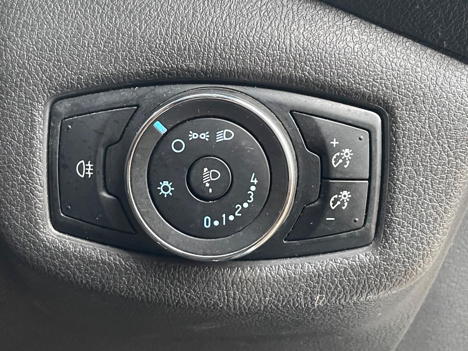 Used Ford Transit Connect 2017 for sale - 77557317: Photo 12