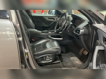 Used Jaguar F-Pace 2017 for sale - 78129200: Photo