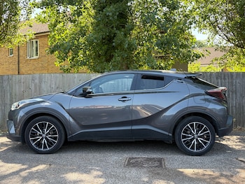 Used Toyota C-HR 2019 for sale - 78756076: Photo