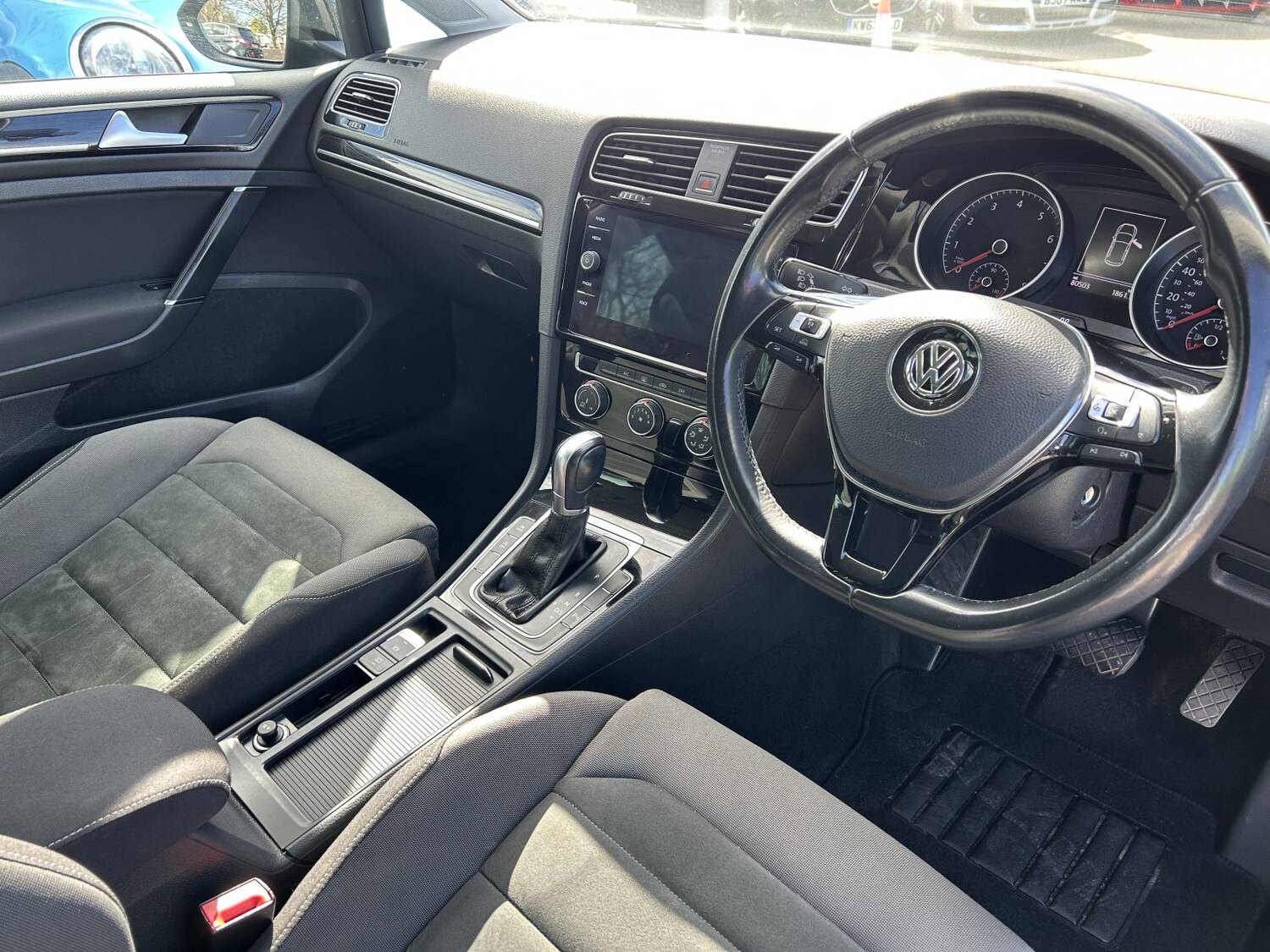 Used Volkswagen Golf 2018 for sale - 78112129: Photo 9