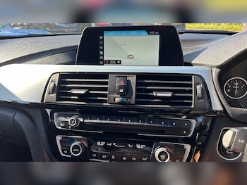 Used BMW 3 Series 2018 for sale - 76825792: Photo