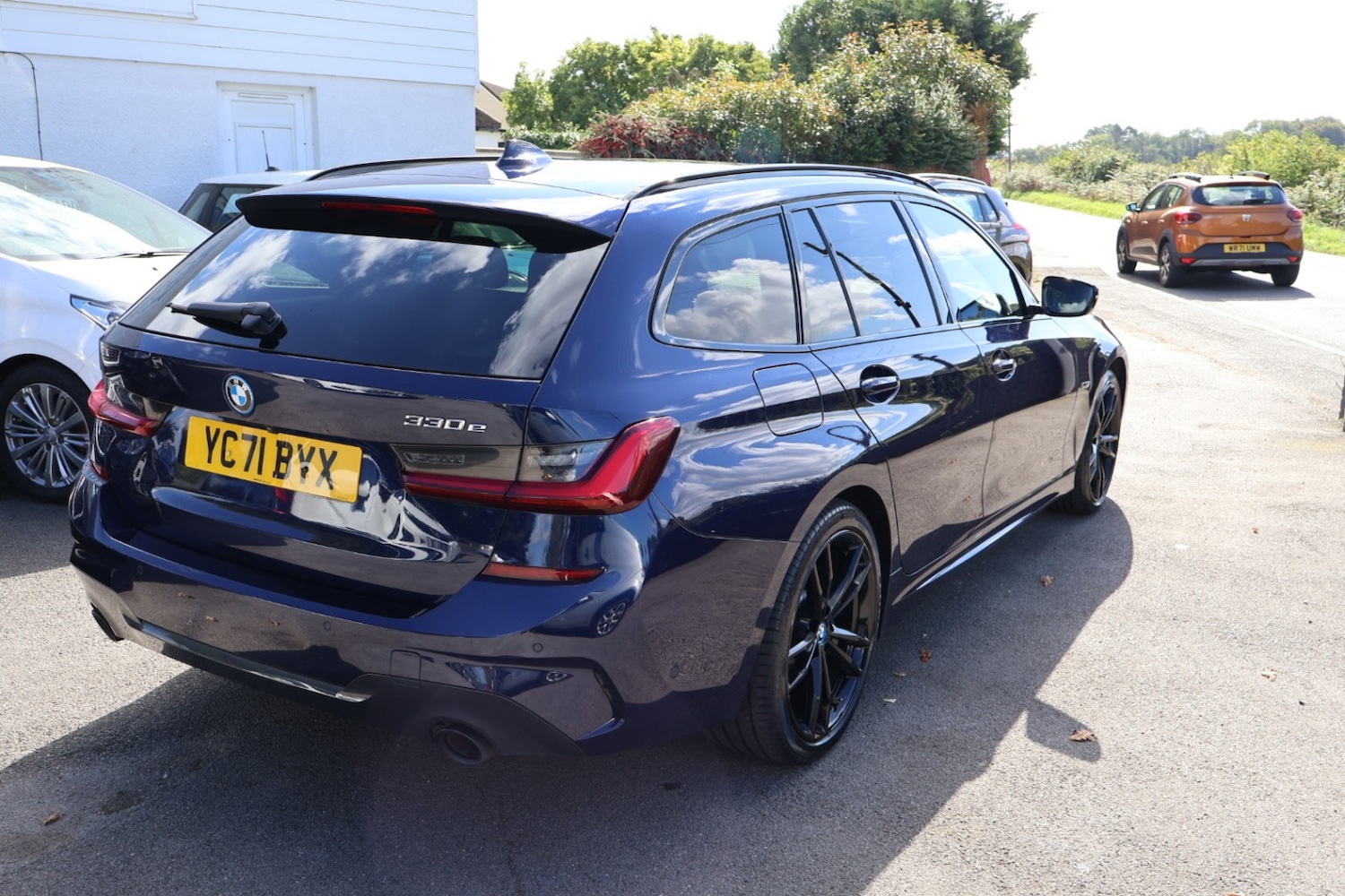 Used BMW 3 Series 2021 for sale - 76830408: Photo 7