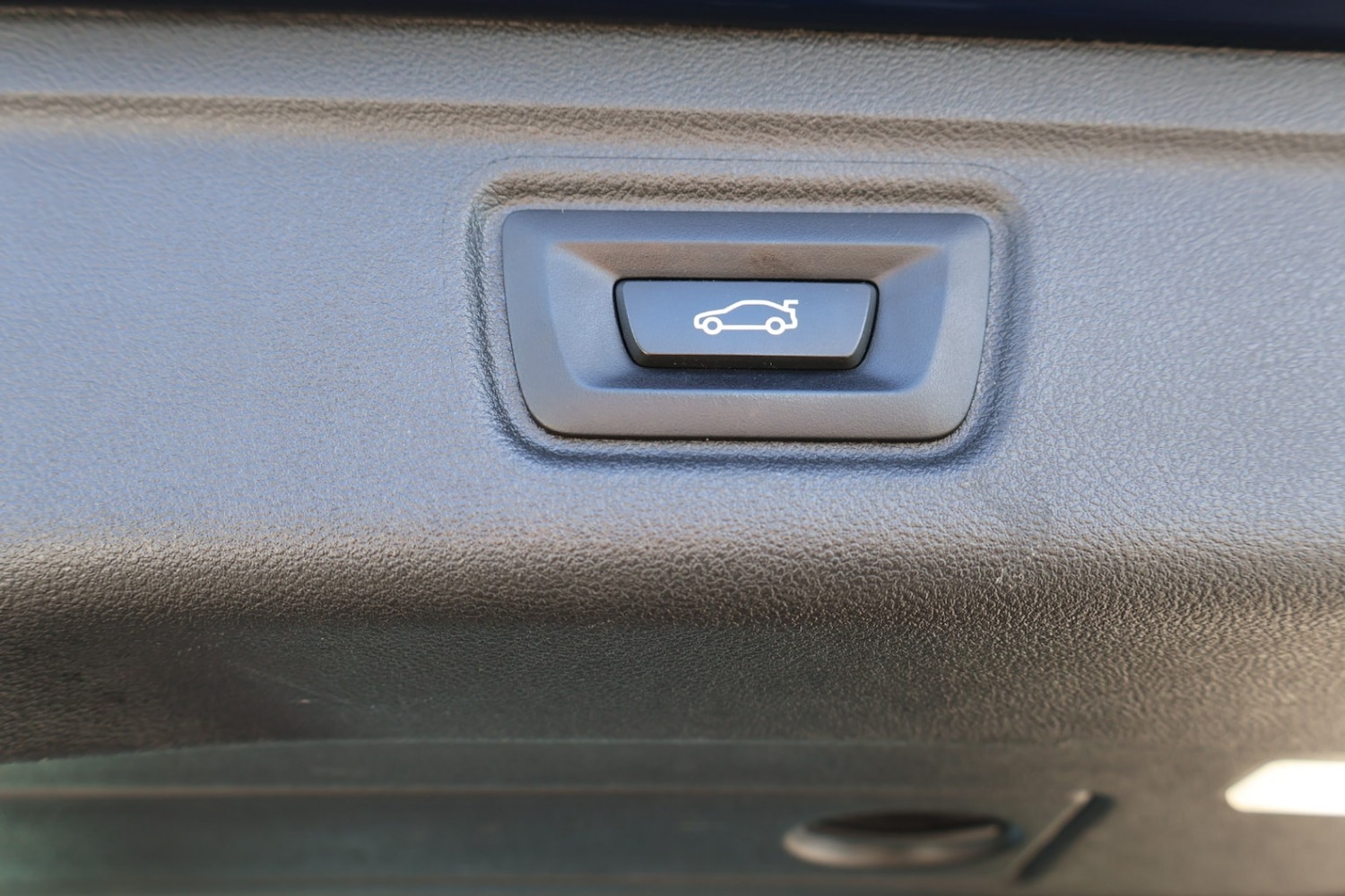 Used BMW 3 Series 2021 for sale - 76830408: Photo 9