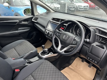 Used Honda Jazz 2016 for sale - 78552989: Photo
